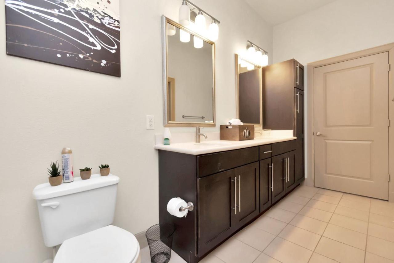 Welcome To The Suite Spot Luxury 1Bedroom Mid-Rise In Suger Land Houston Eksteriør billede