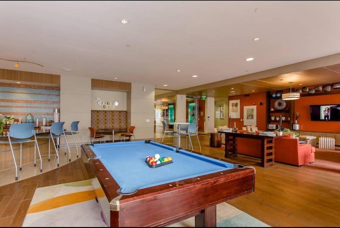 Welcome To The Suite Spot Luxury 1Bedroom Mid-Rise In Suger Land Houston Eksteriør billede
